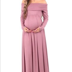 Light mauve maternity dress